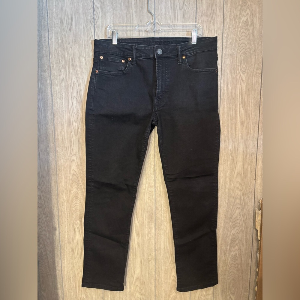 American Eagle Outfitters Men's Dark Jeans